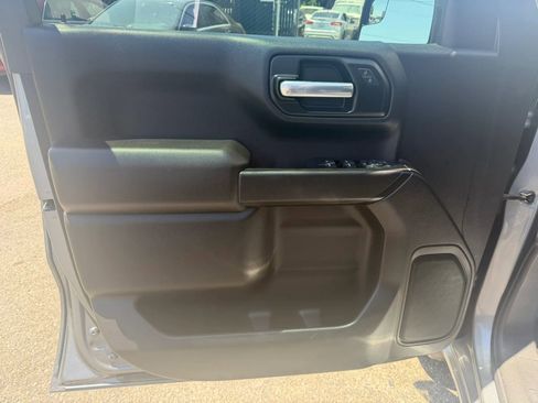 Used 2021 GMC Sierra 1500 4x4 Double Cab w/ Sierra Value Package image 9
