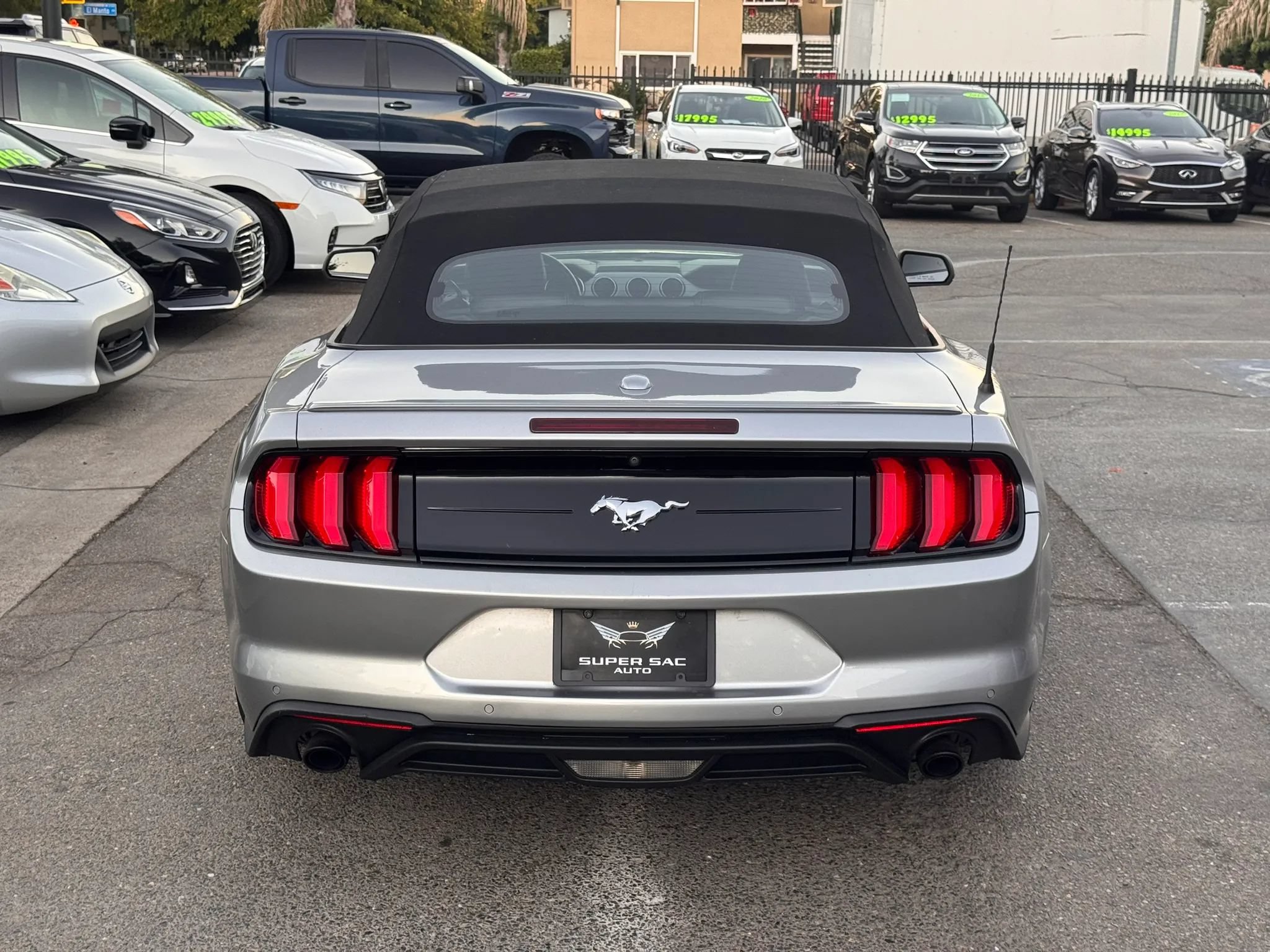 Used 2021 Ford Mustang Premium RWD image 5