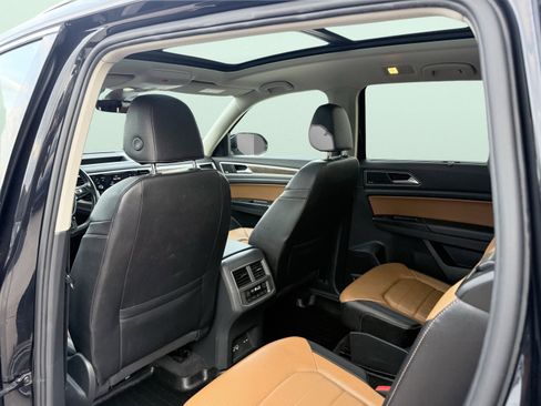 Used 2018 Volkswagen Atlas SEL Premium image 36