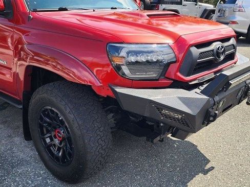 Used 2015 Toyota Tacoma PreRunner w/ TRD Sport Package RWD image 8