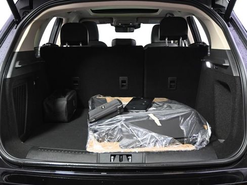 New 2026 Lincoln Corsair Premiere image 18