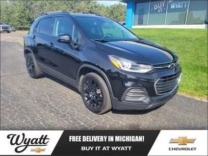 Used 2022 Chevrolet Trax LT w/ Midnight Edition