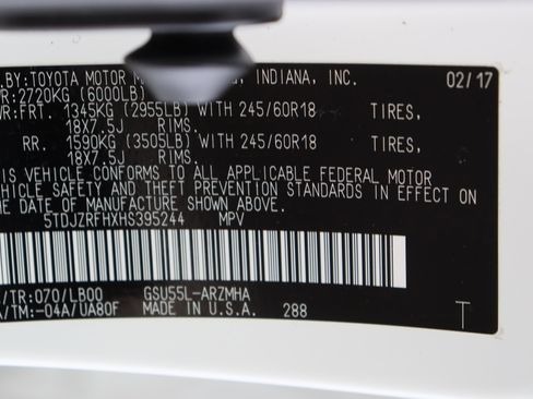 Used 2017 Toyota Highlander XLE AWD/4WD image 46