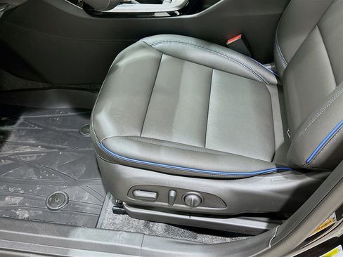 New 2026 Buick Envista Sport Touring w/ Convenience I Package FWD image 22