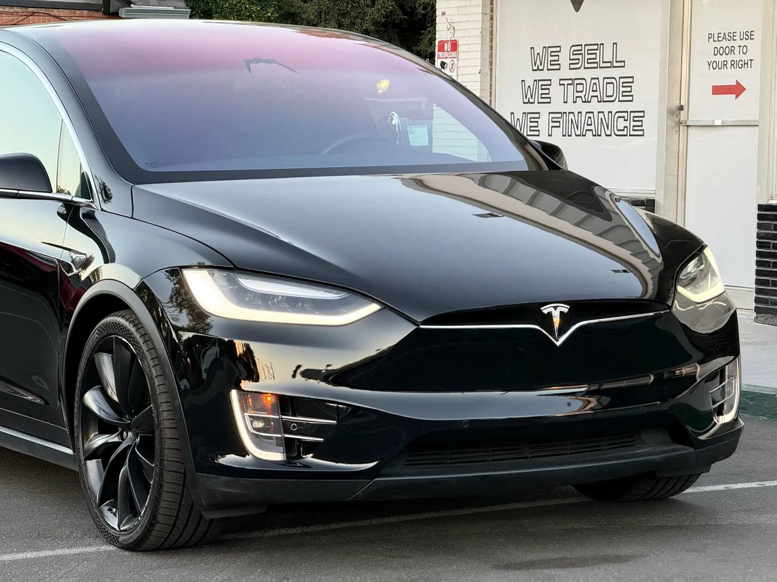 Used 2017 Tesla Model X 100D AWD/4WD image 7
