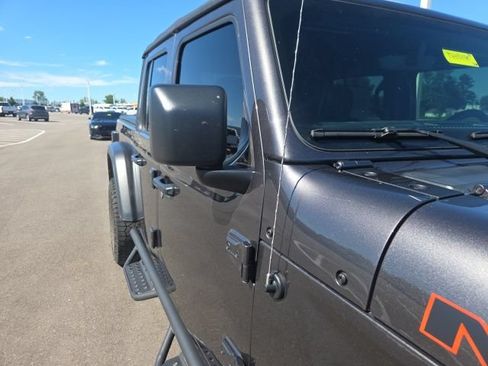 Used 2021 Jeep Gladiator Mojave AWD/4WD image 5