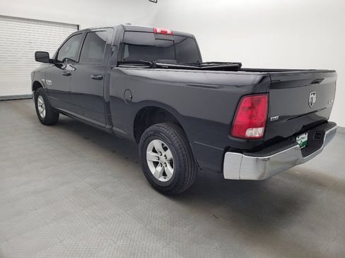 Used 2019 RAM 1500 Classic SLT image 3