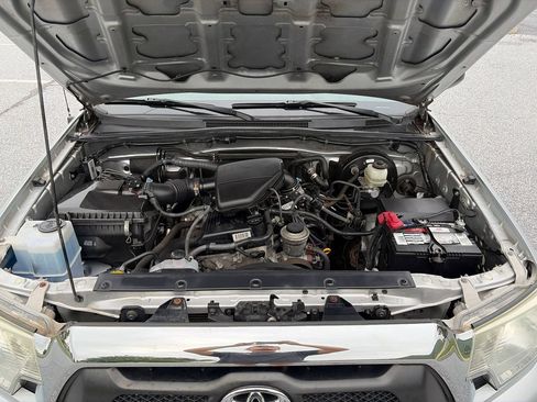 Used 2012 Toyota Tacoma 2WD Access Cab w/ SR5 Pkg image 27