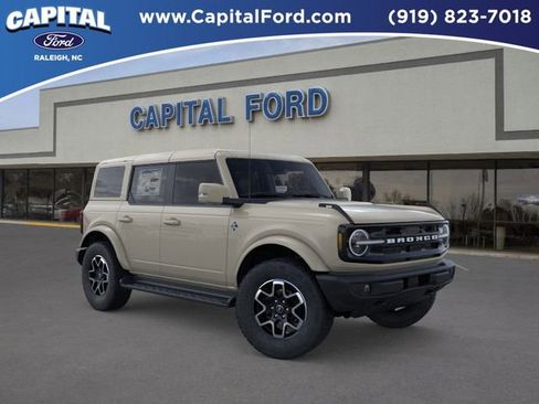 New 2025 Ford Bronco Outer Banks AWD/4WD image 7