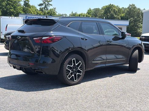 Used 2021 Chevrolet Blazer RS w/ Enhanced Convenience Package FWD image 12
