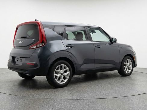 Used 2025 Kia Soul LX w/ LX Technology Package image 9