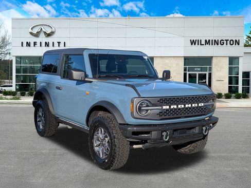 Used 2022 Ford Bronco Badlands image 1