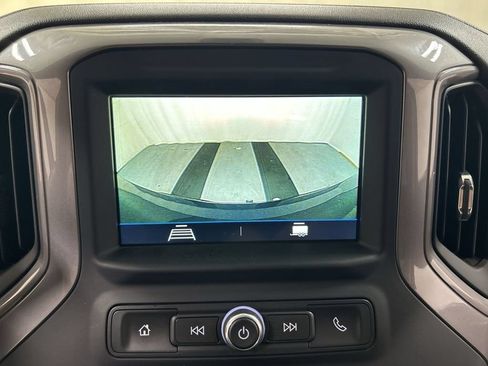 Used 2019 Chevrolet Silverado 1500 Custom w/ Custom Value Package AWD/4WD image 15
