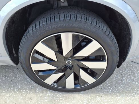 Certified 2024 Volvo XC90 T8 Plus w/ Protection Package Premier image 9
