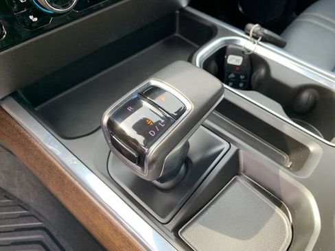 Certified 2022 Chevrolet Silverado 1500 High Country w/ LPO, Dark Essentials Package image 29