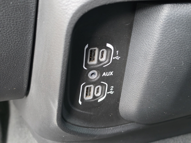 Used 2024 RAM 1500 Big Horn RWD image 34