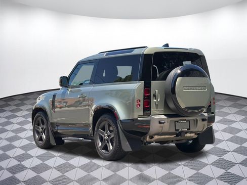 Used 2025 Land Rover Defender 90 X-Dynamic SE AWD/4WD image 3
