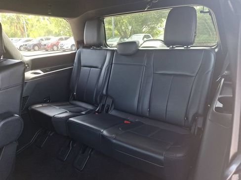 Used 2021 Ford Expedition XLT RWD image 15
