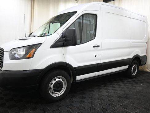 Used 2019 Ford Transit 150 130 Medium Roof image 5