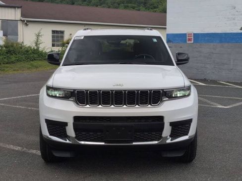 New 2026 Jeep Grand Cherokee L 4WD image 2
