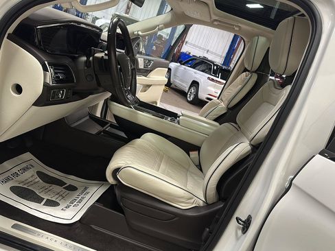 Used 2023 Lincoln Navigator Black Label AWD/4WD image 16