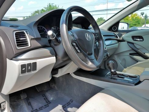 Used 2018 Acura RDX w/ Technology Package AWD/4WD image 25