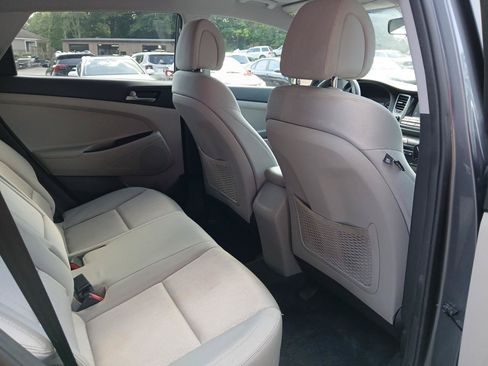 Used 2018 Hyundai Tucson SEL FWD image 14