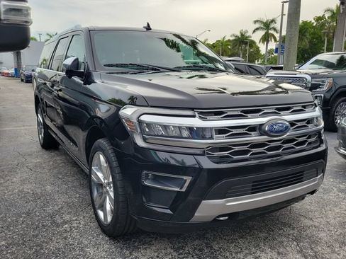 Used 2023 Ford Expedition Max Platinum AWD/4WD image 2