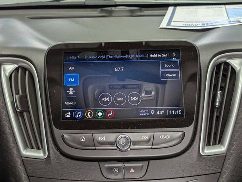 Certified 2022 Chevrolet Malibu LT FWD image 18