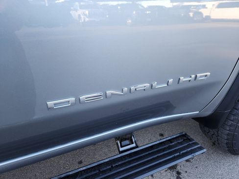 Used 2024 GMC Sierra 2500 Denali w/ Denali Reserve Package image 20