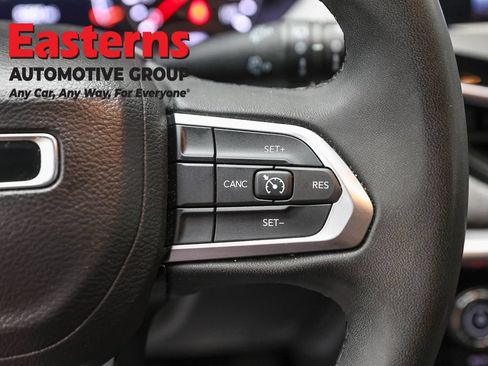 Used 2024 Jeep Compass Latitude AWD/4WD image 15