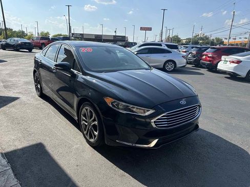 Used 2020 Ford Fusion SEL image 4