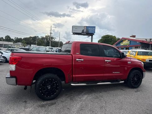 Used 2011 Toyota Tundra 4x4 CrewMax w/ SR5 Pkg image 4