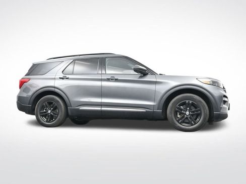 Used 2023 Ford Explorer XLT w/ Equipment Group 202A image 38