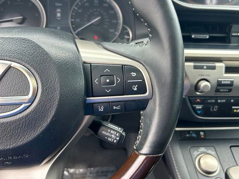 Used 2017 Lexus ES 350 w/ Premium Package FWD image 37