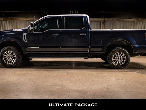 Used 2022 Ford F250 Lariat w/ Snow Plow/Camper Package image 5
