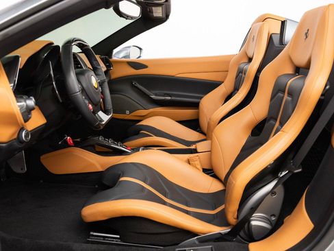 Used 2017 Ferrari 488 Spider RWD image 67