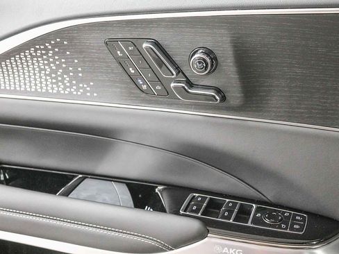 New 2026 Cadillac Lyriq V image 23