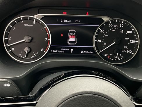 Used 2023 Nissan Rogue SV image 22