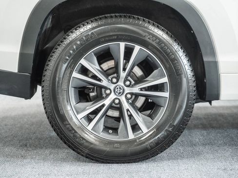 Used 2017 Toyota Highlander Plus w/ Protection Package #3 image 23