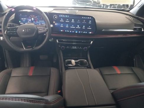 Used 2026 Chevrolet Traverse RS AWD/4WD image 19