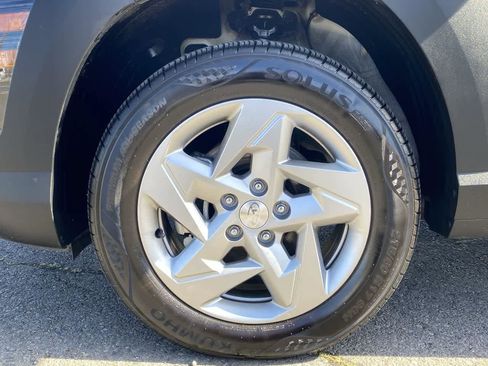 Used 2024 Hyundai Kona SE AWD/4WD image 10