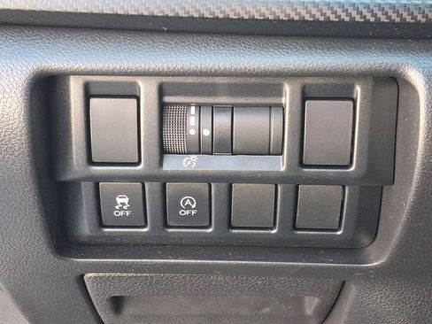 Certified 2023 Subaru Crosstrek 2.0i Premium image 23