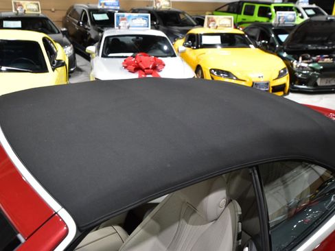 Used 2023 Mercedes-Benz E 450 4MATIC Cabriolet image 13