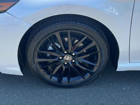 Used 2024 Toyota Camry XSE FWD image 8