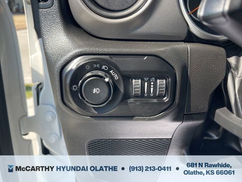 Used 2022 Jeep Wrangler Unlimited Sport AWD/4WD image 24