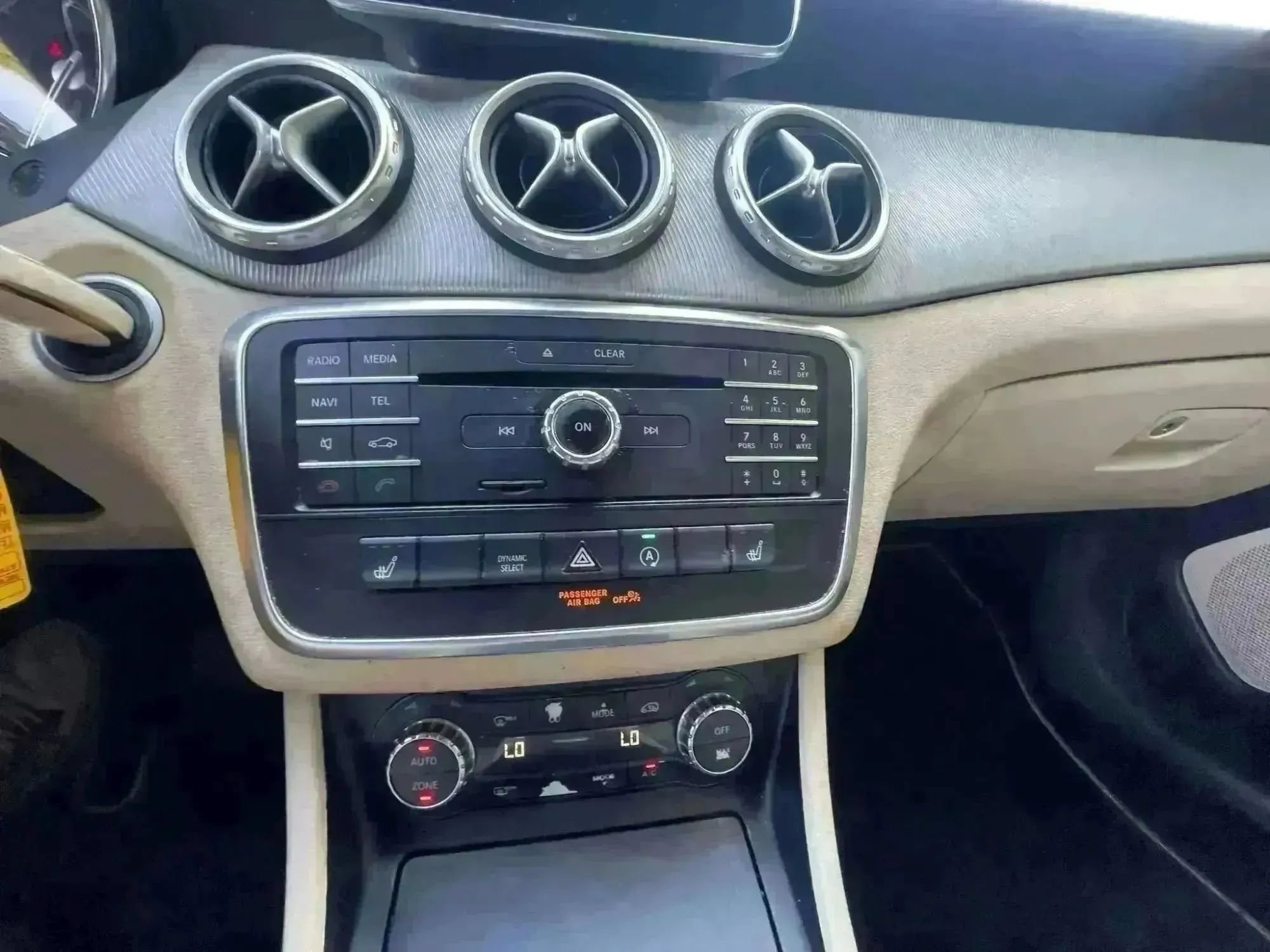 Used 2016 Mercedes-Benz GLA 250 image 10
