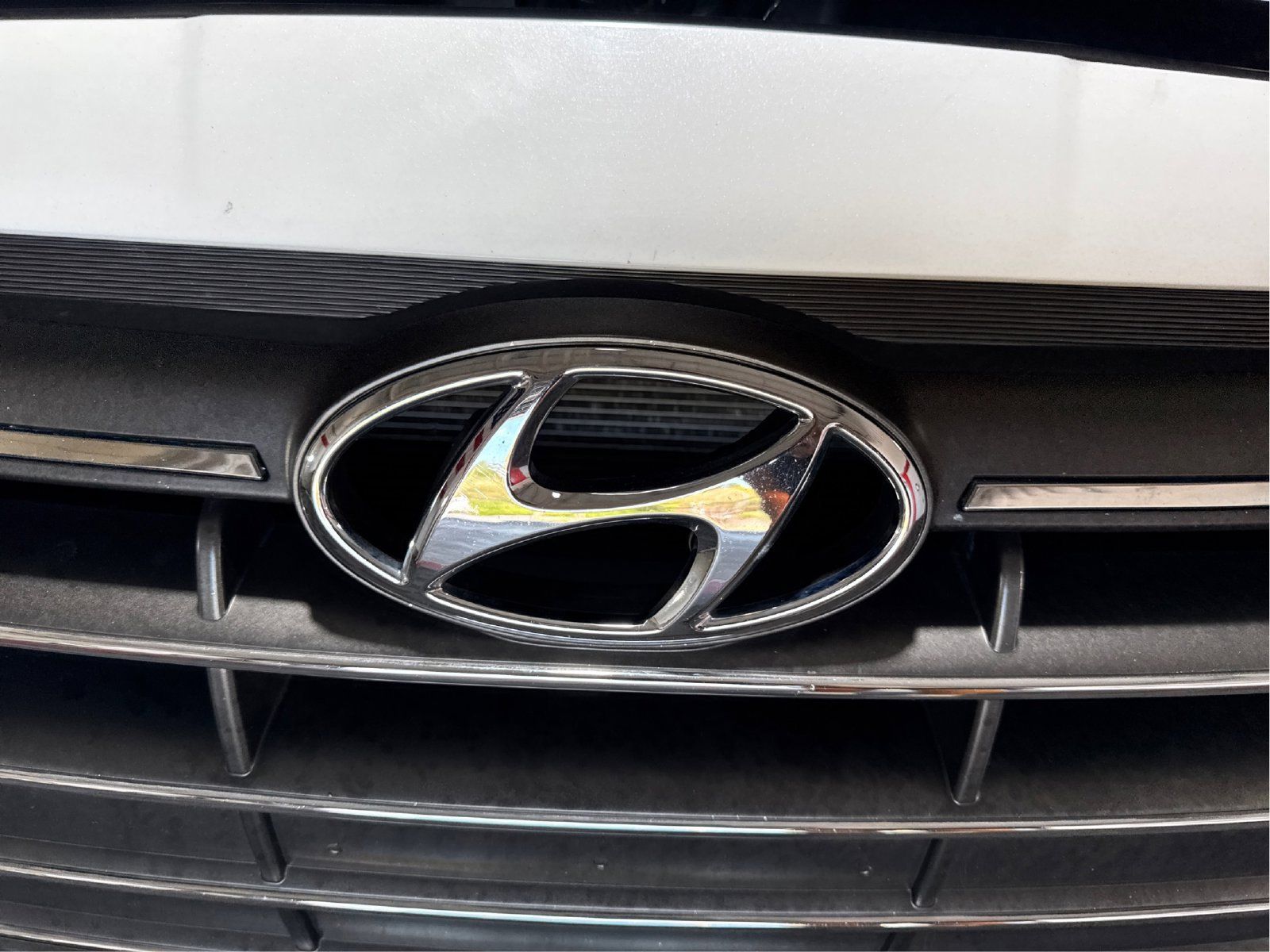 Used 2020 Hyundai Elantra Value Edition FWD image 24