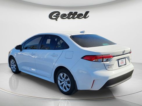 Used 2025 Toyota Corolla LE image 6