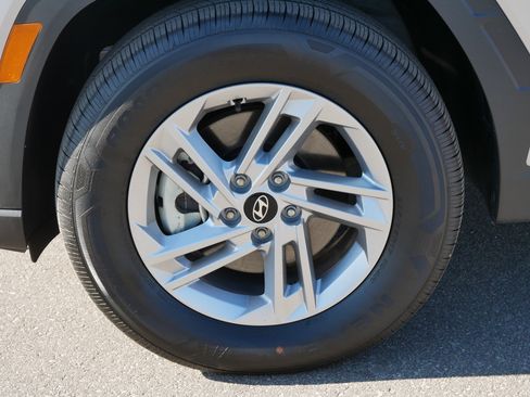 Certified 2025 Hyundai Tucson SE AWD/4WD image 15